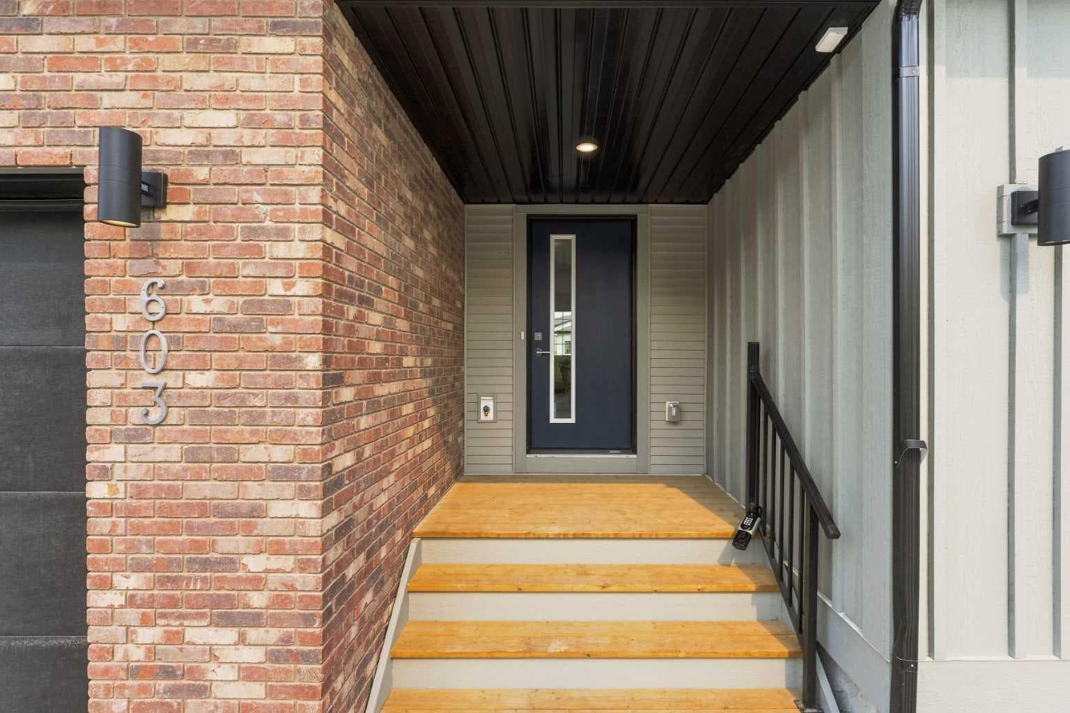 603, 201 Cooperswood Green SW