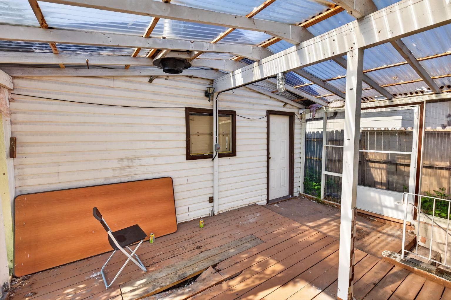 319 Rundlelawn Road NE