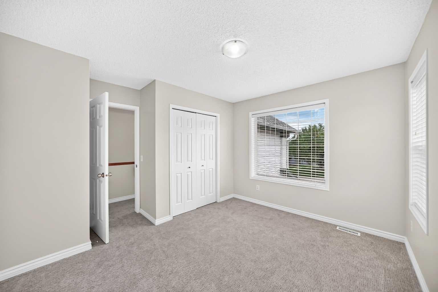247 Covington Close NE