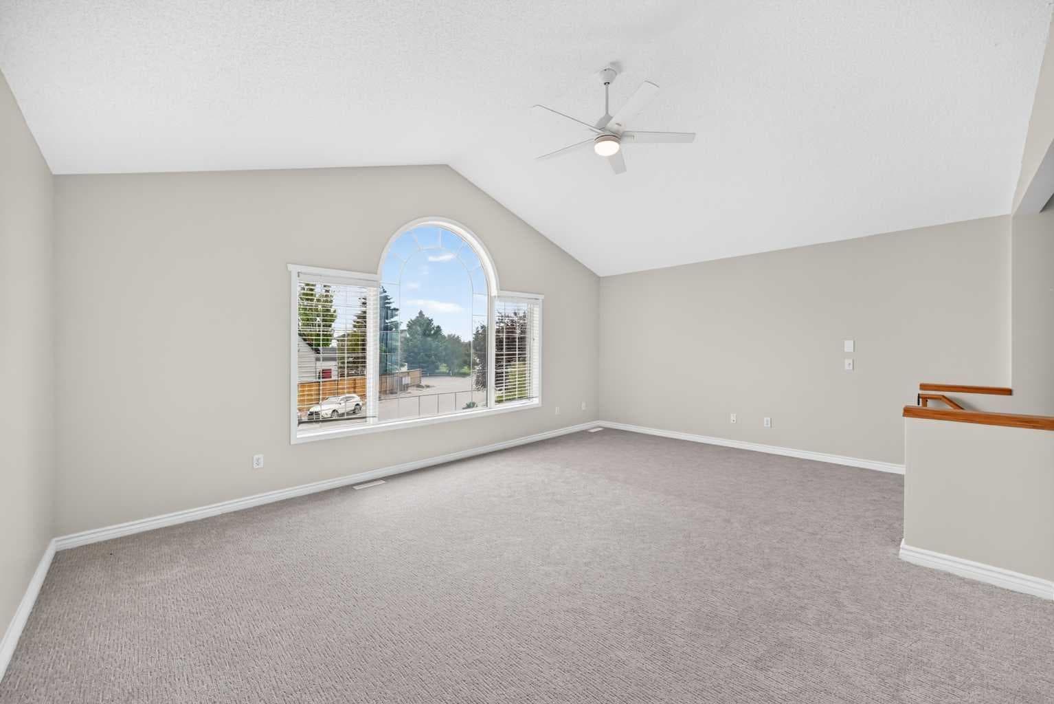 247 Covington Close NE