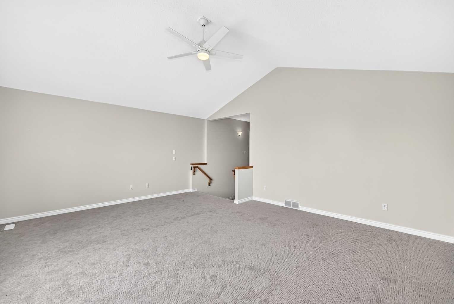 247 Covington Close NE