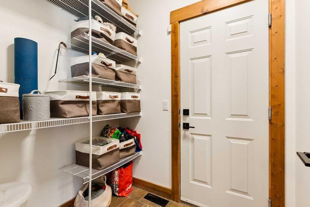 115 Rockmont Court NW