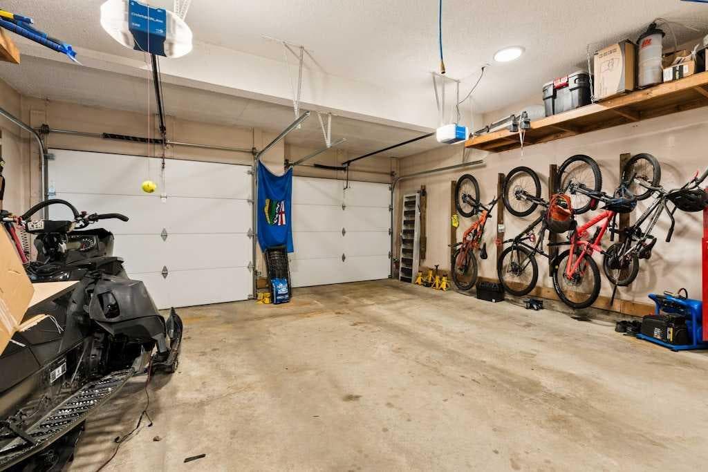 115 Rockmont Court NW
