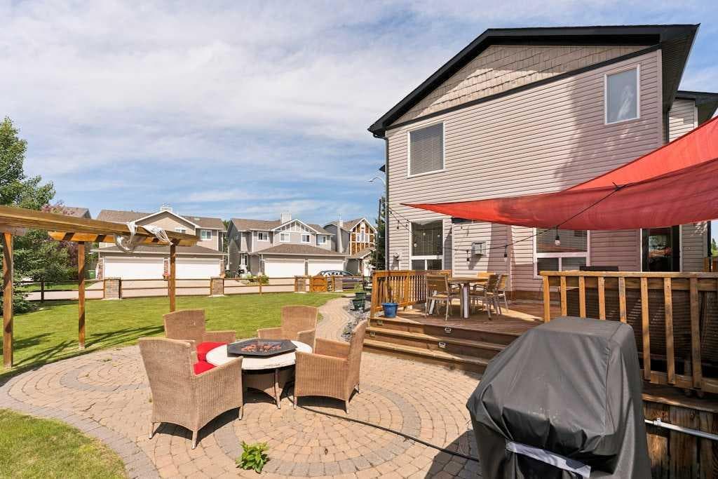 115 Rockmont Court NW
