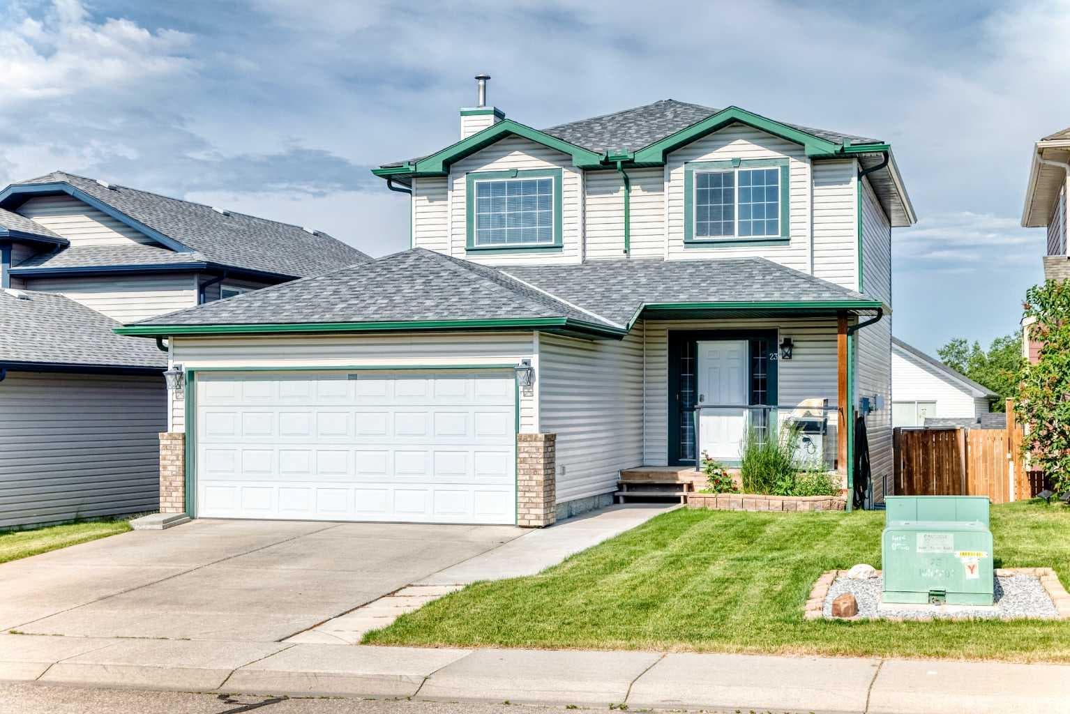 23 Thornbird Way SE