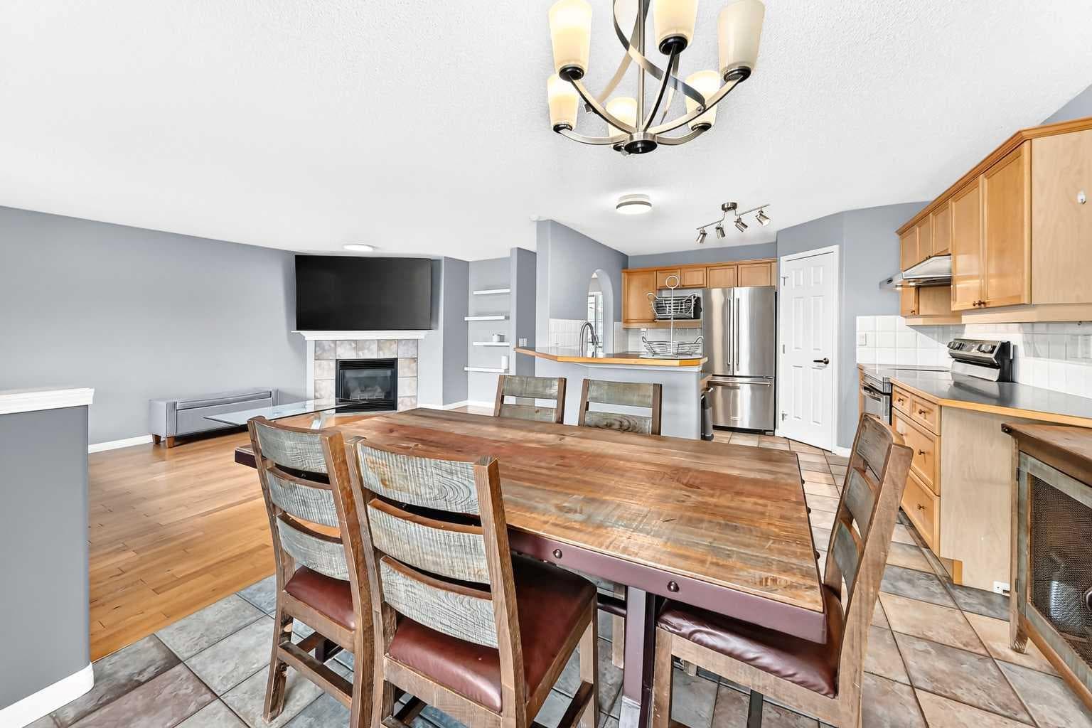 23 Thornbird Way SE