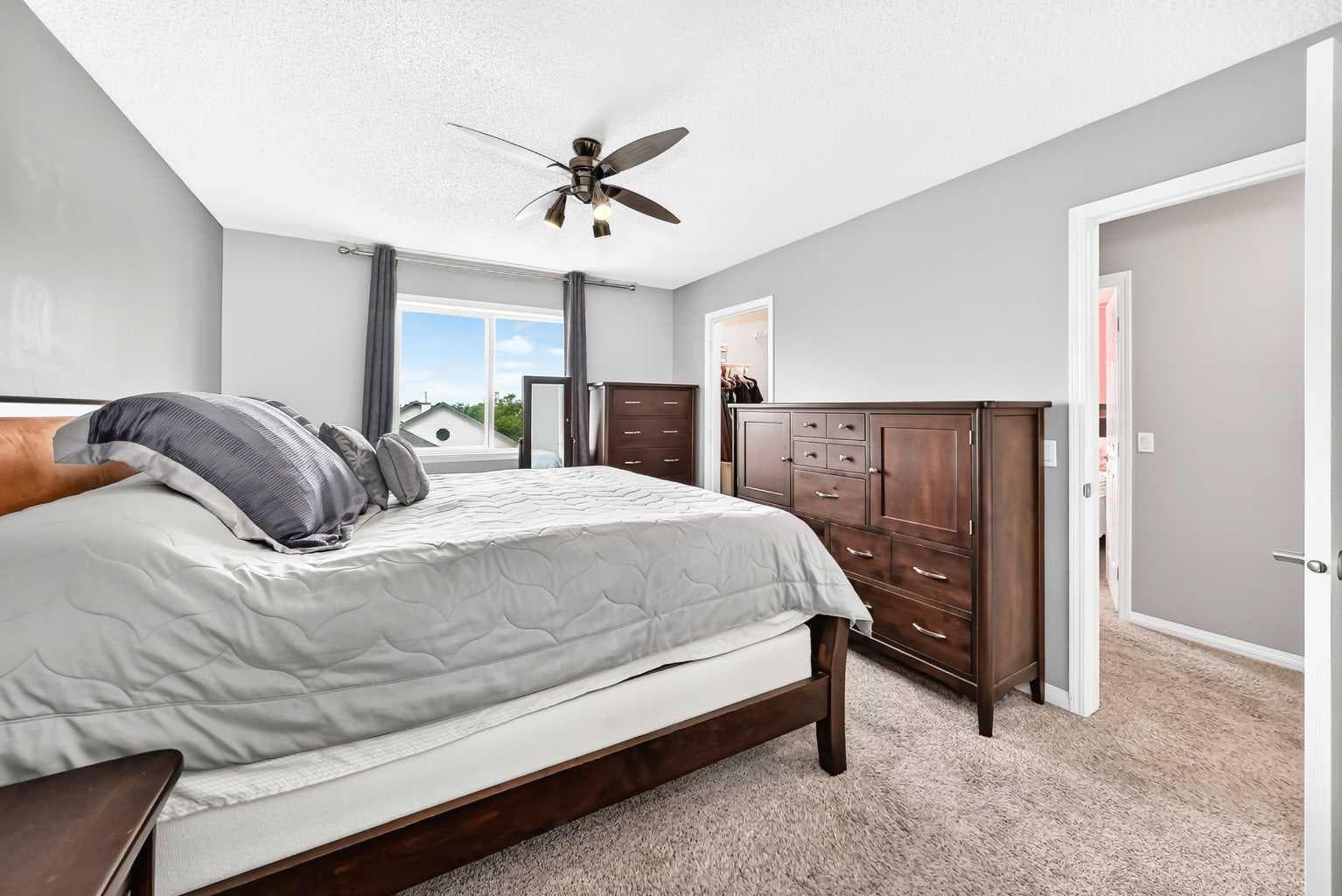 23 Thornbird Way SE