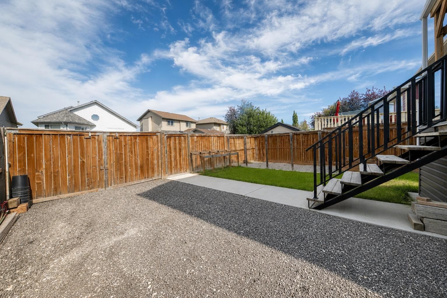 23 Thornbird Way SE