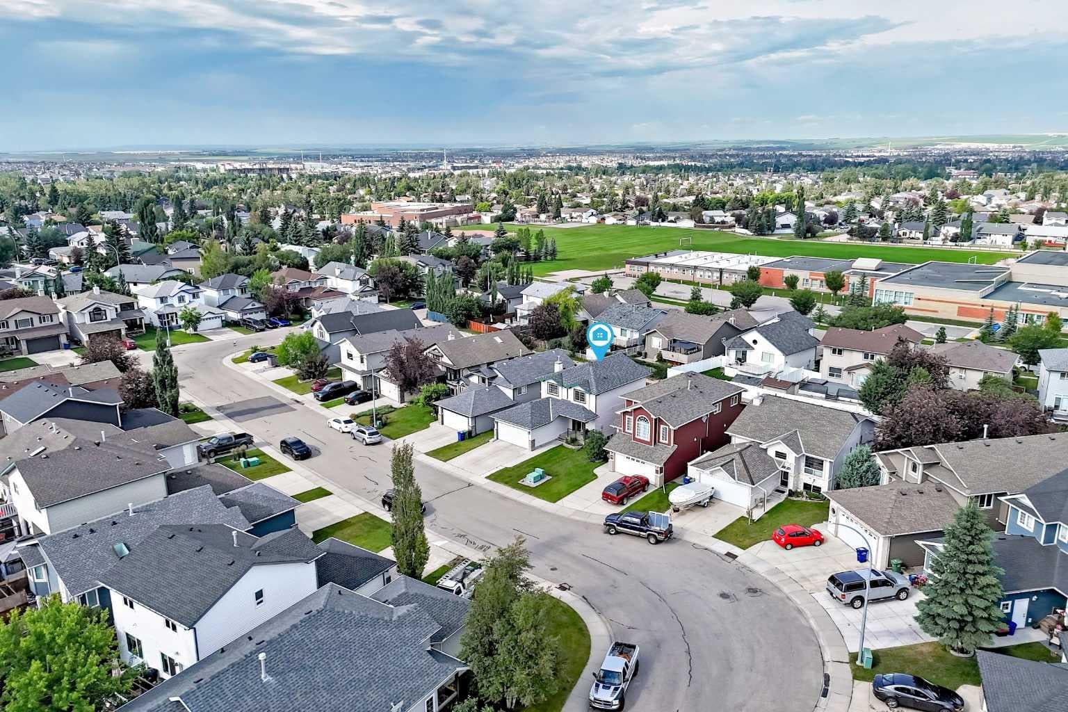 23 Thornbird Way SE