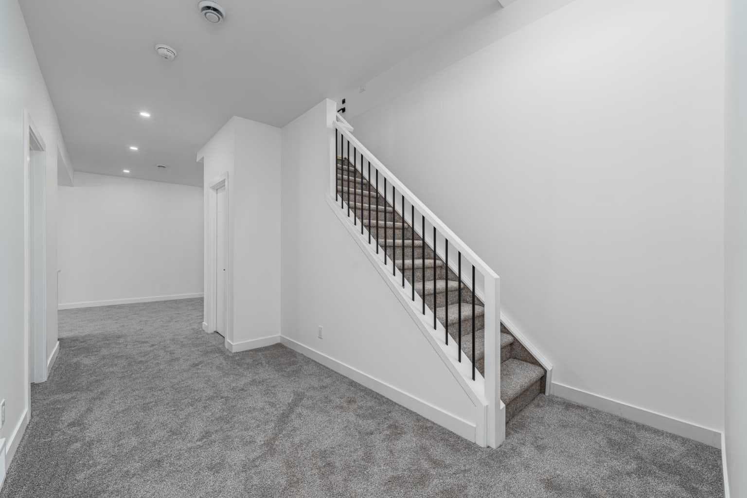 421 Hendon Drive NW