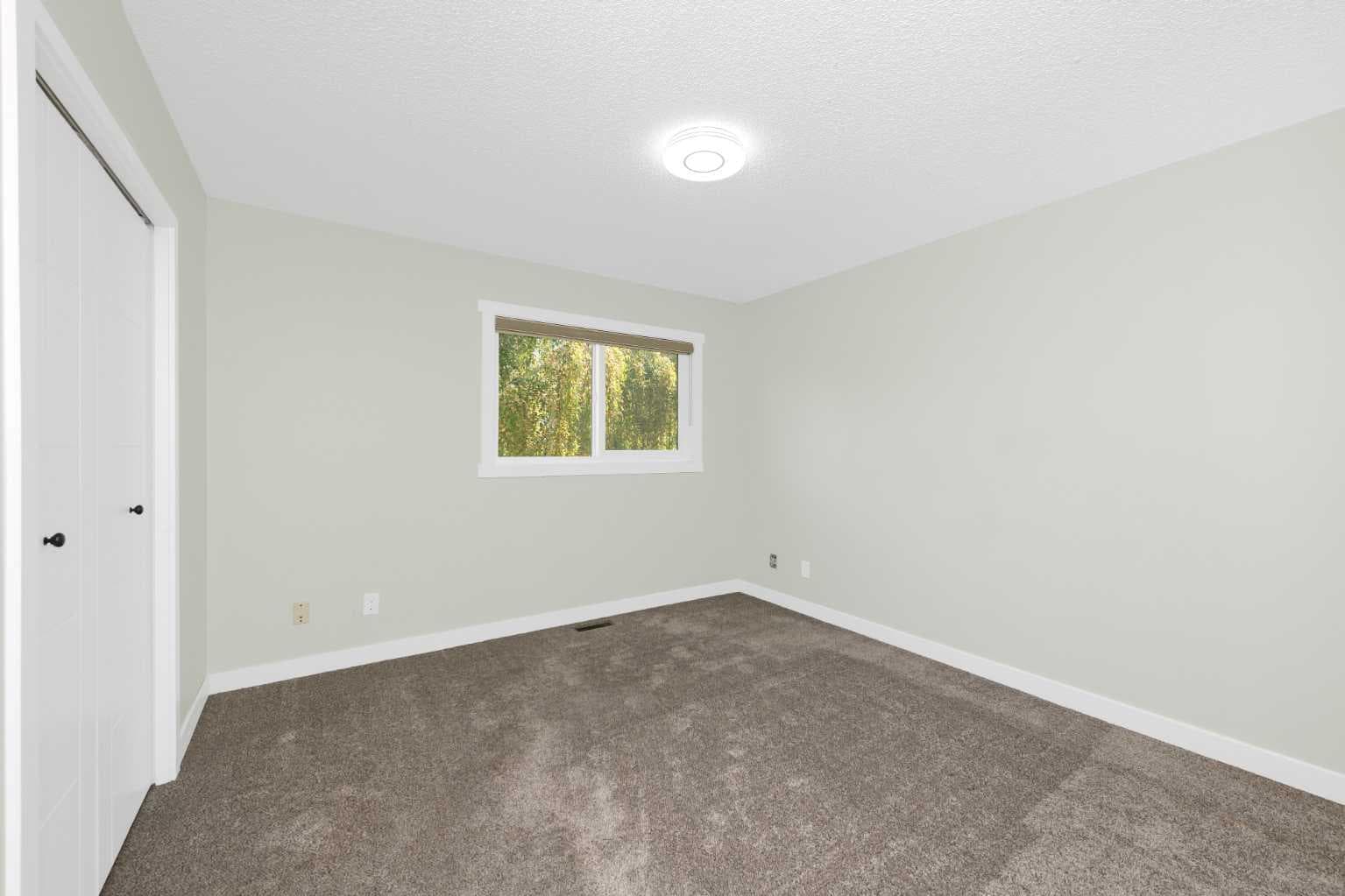 98 Del Ray Road NE