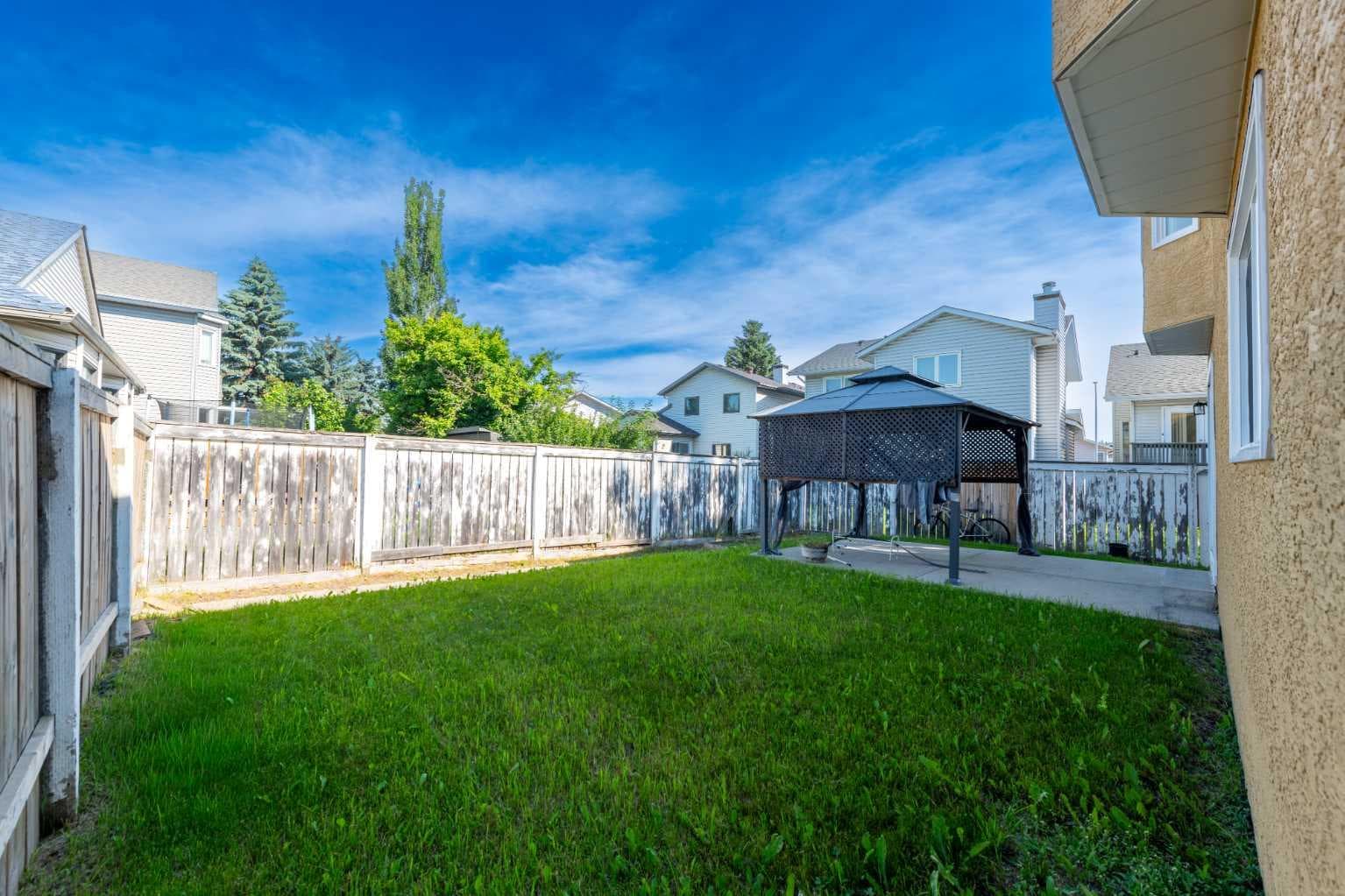 98 Del Ray Road NE