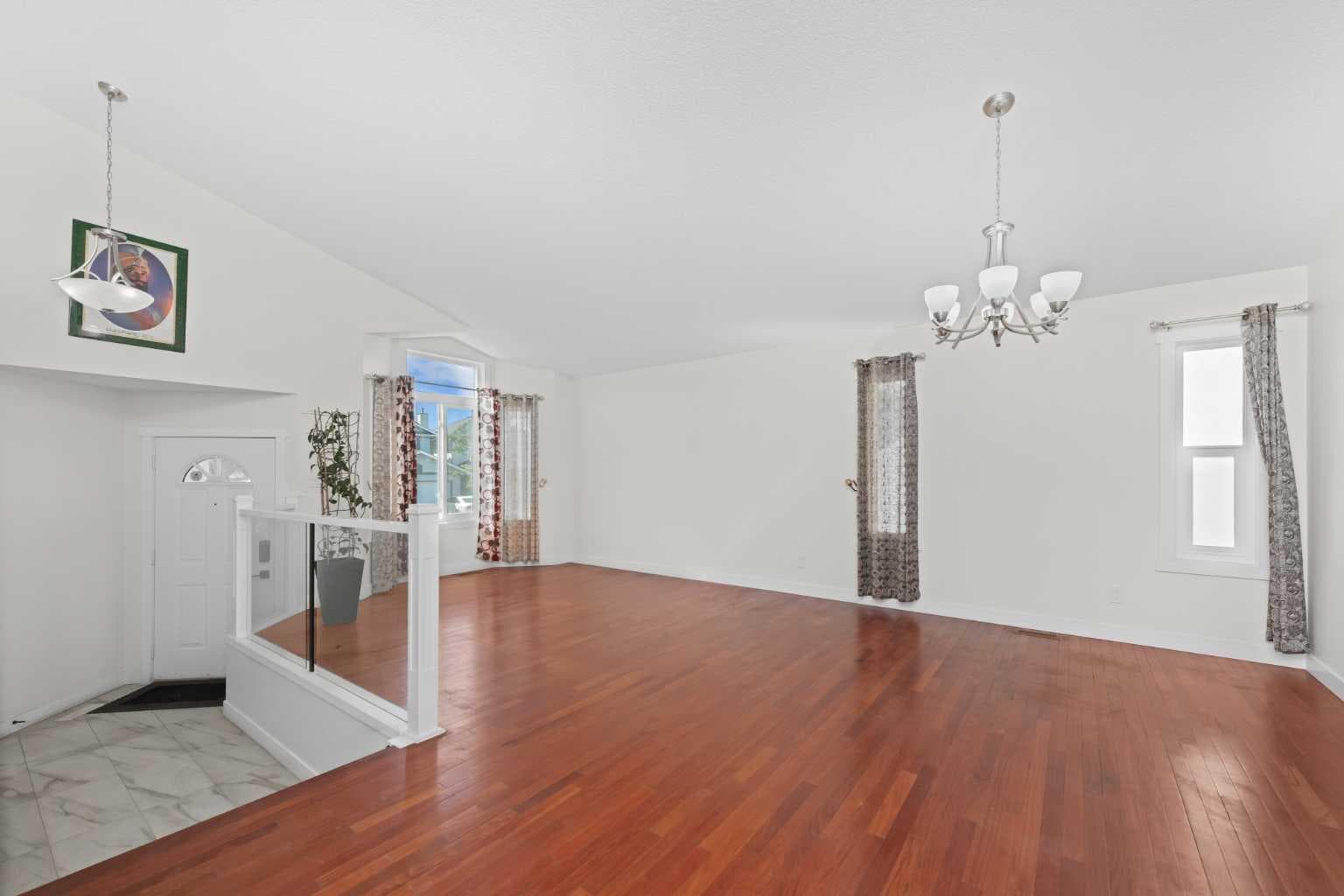 98 Del Ray Road NE