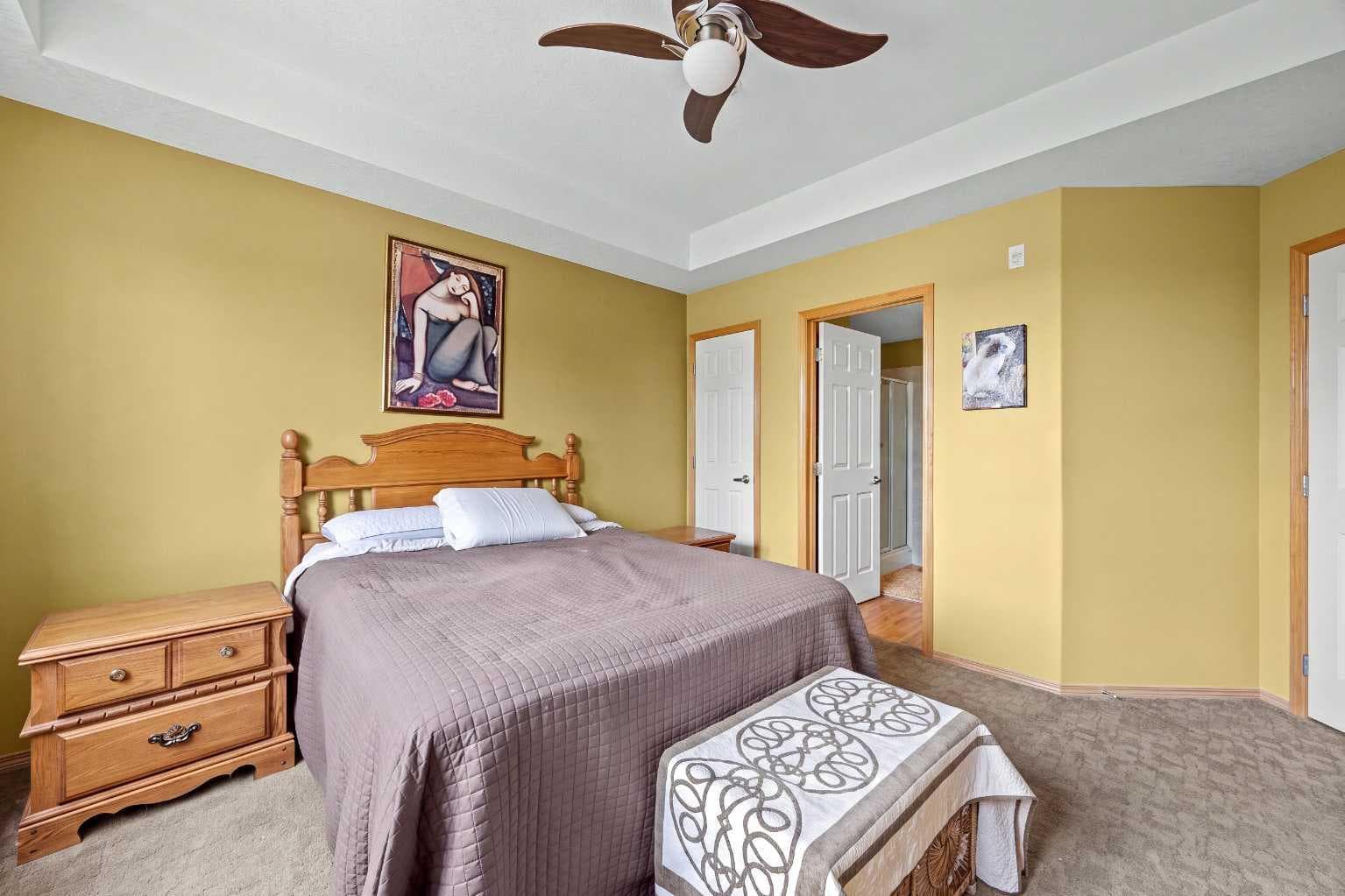 225, 15 Everstone Drive SW
