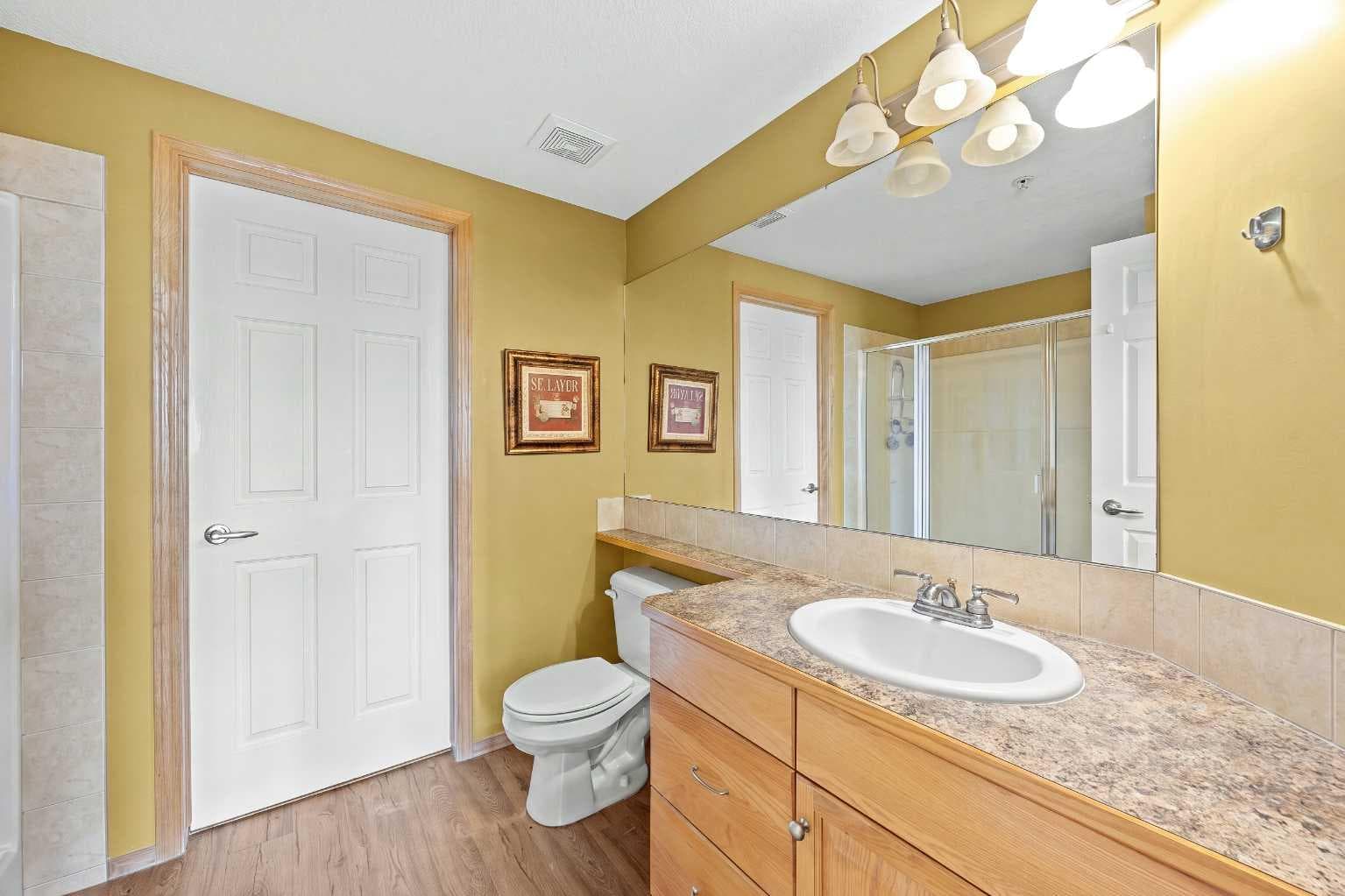 225, 15 Everstone Drive SW