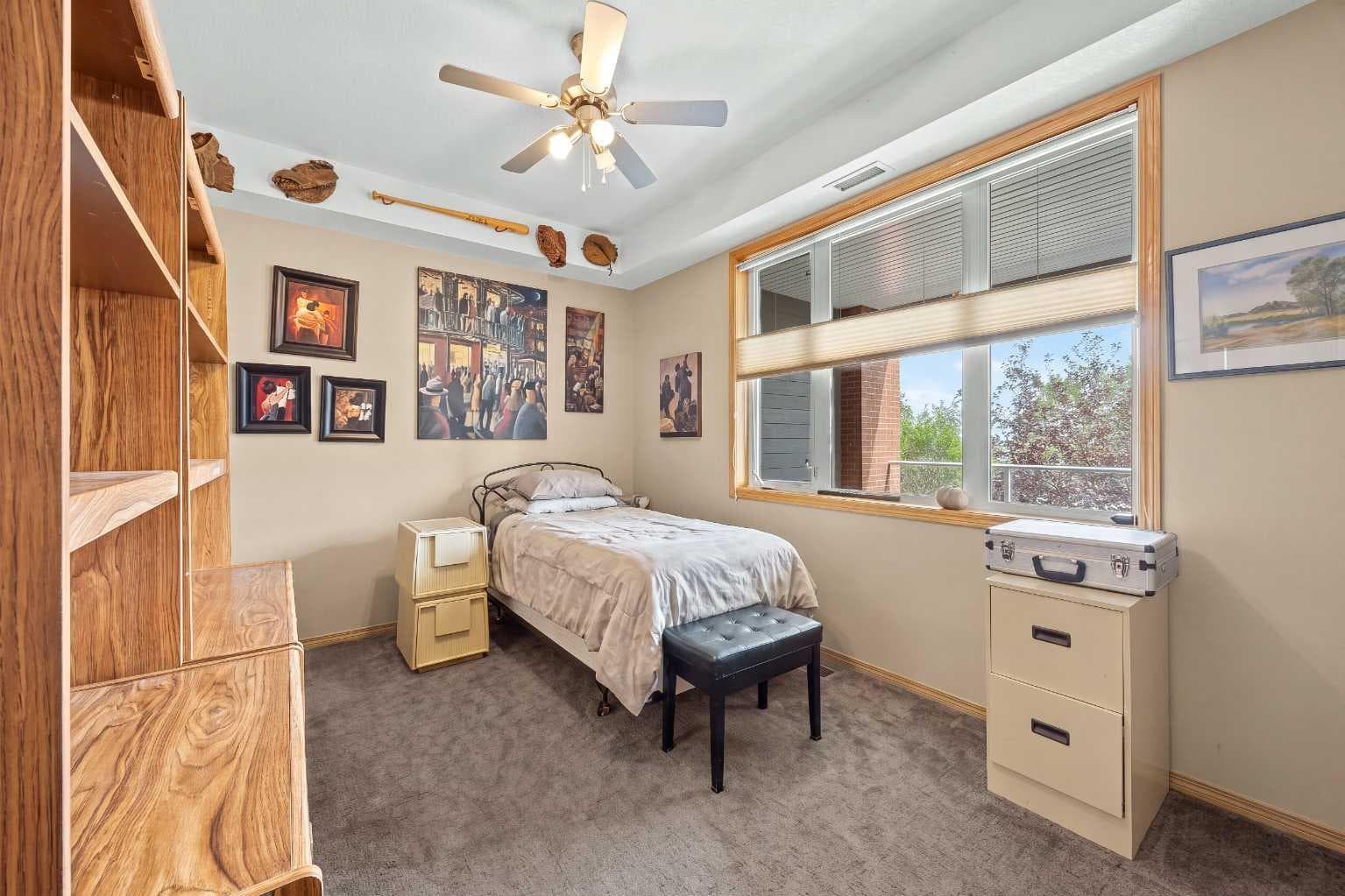 225, 15 Everstone Drive SW