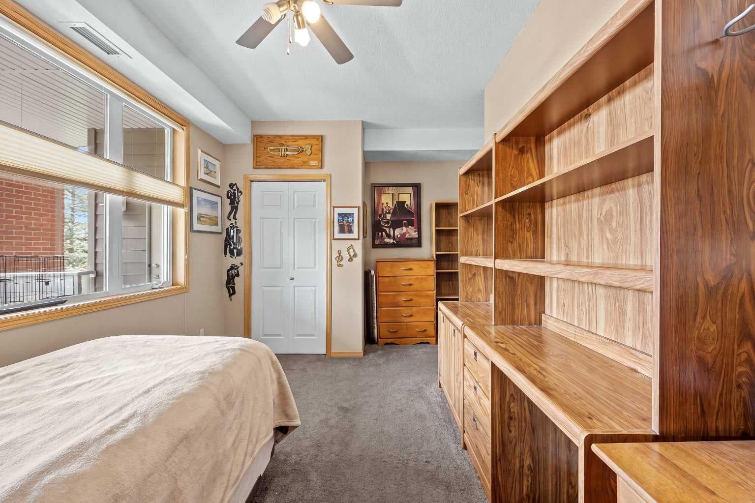 225, 15 Everstone Drive SW