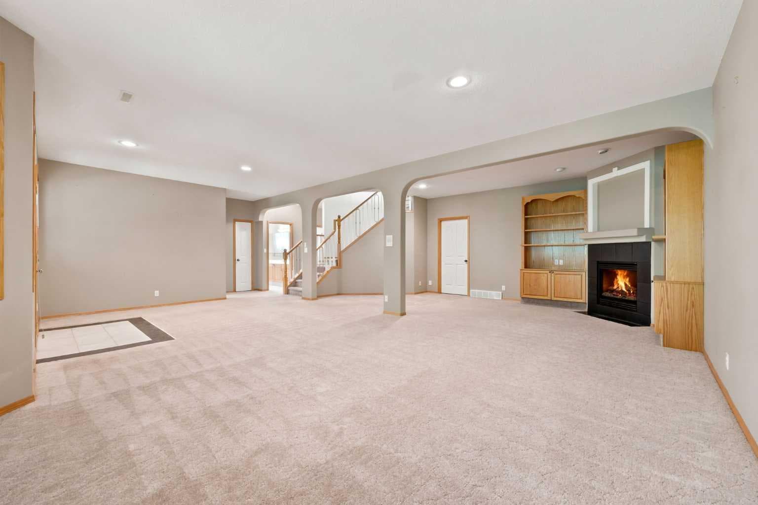 16 Arbour Estates View NW