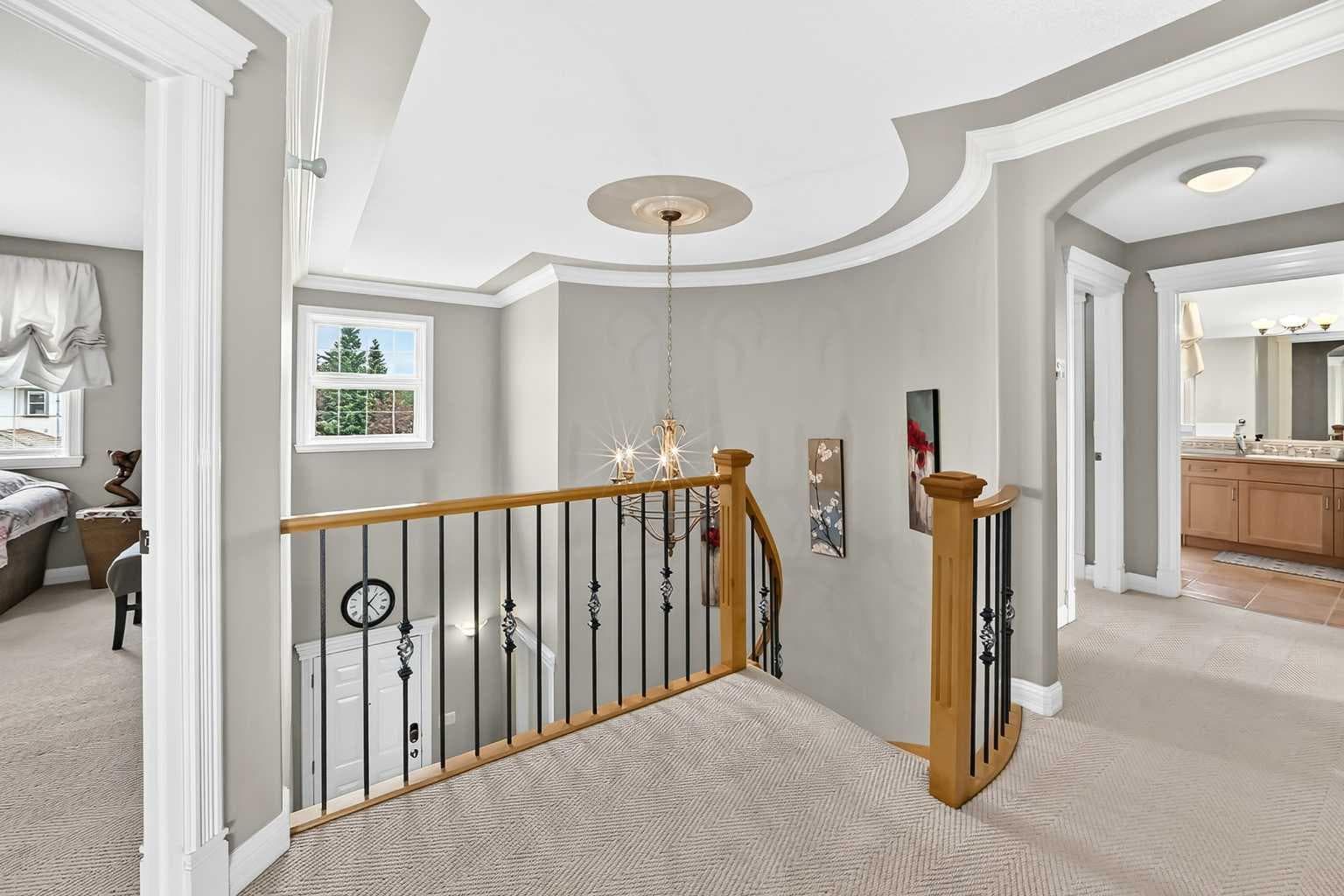 311 rocky ridge Drive NW