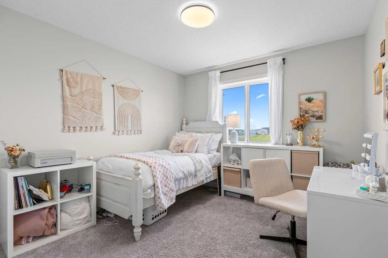 45 Savoy Landing SE