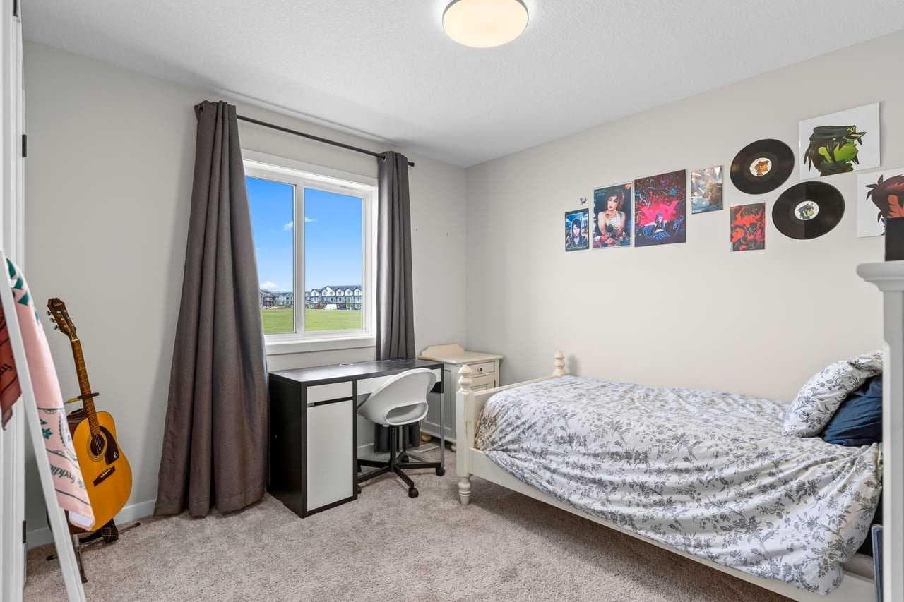45 Savoy Landing SE