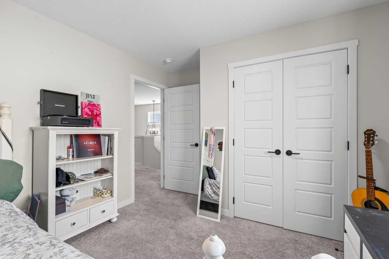 45 Savoy Landing SE