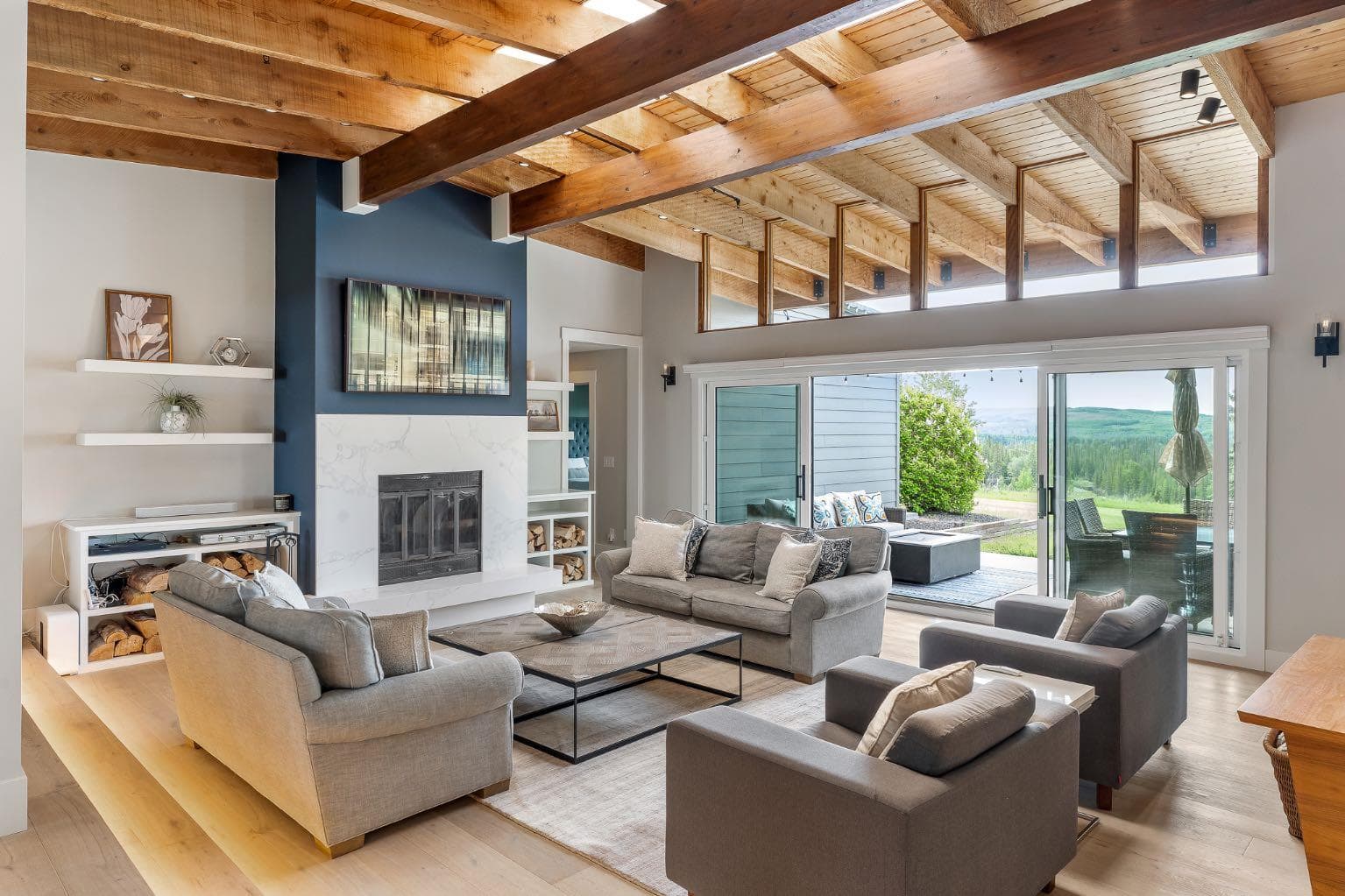 183 Pinebrook Way SW