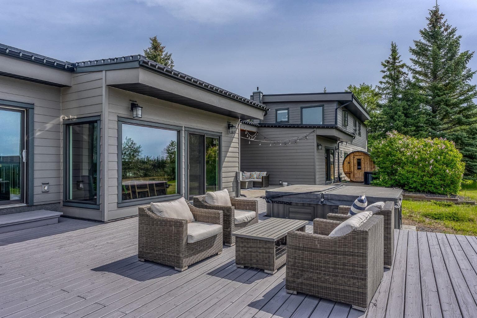 183 Pinebrook Way SW