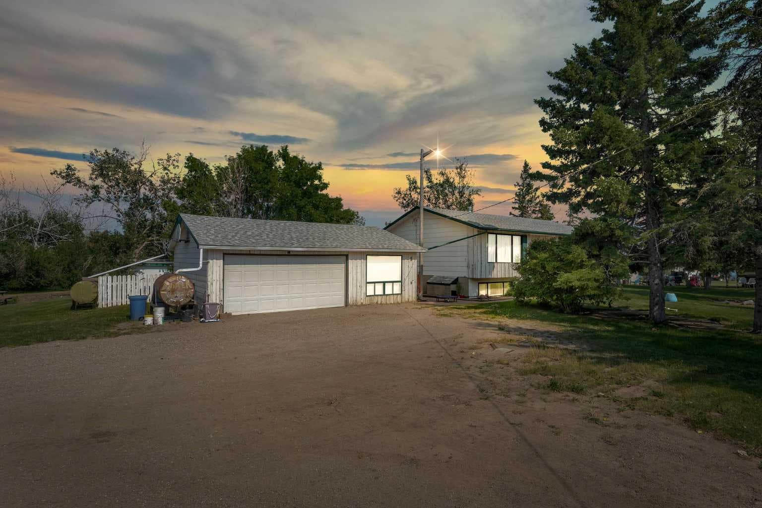 283055 Township Road 250  