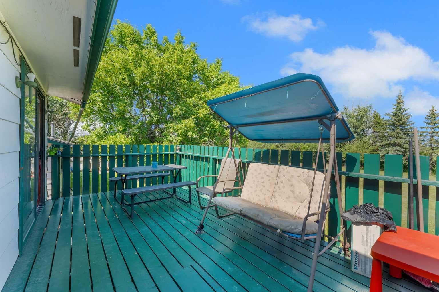 283055 Township Road 250  