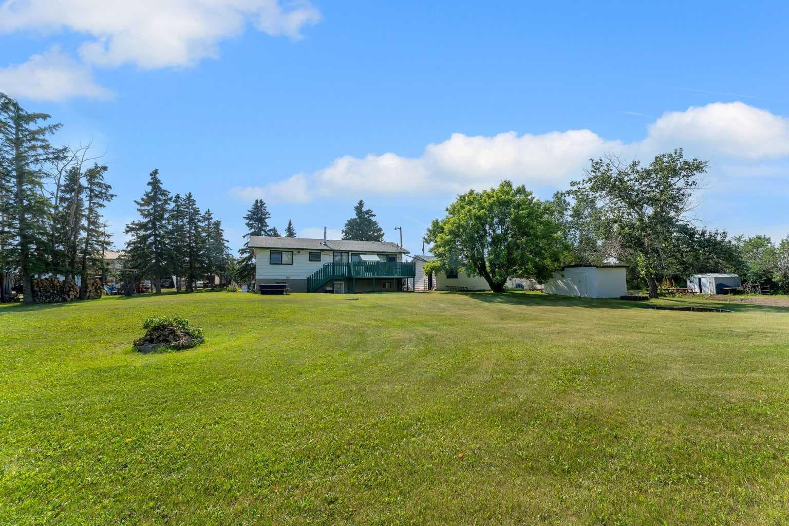 283055 Township Road 250  