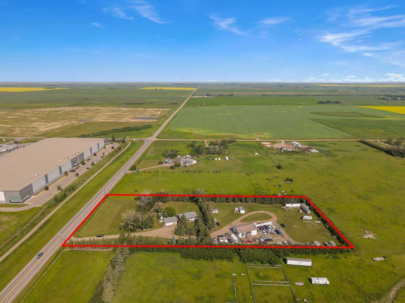 283055 Township Road 250  