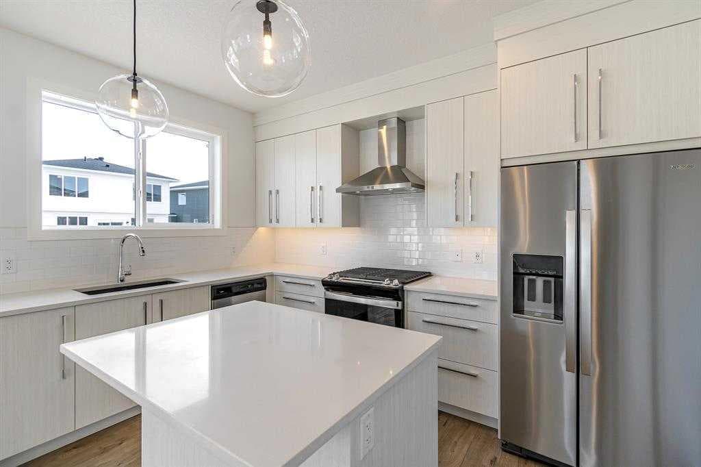 198 Dawson Harbour Hill 