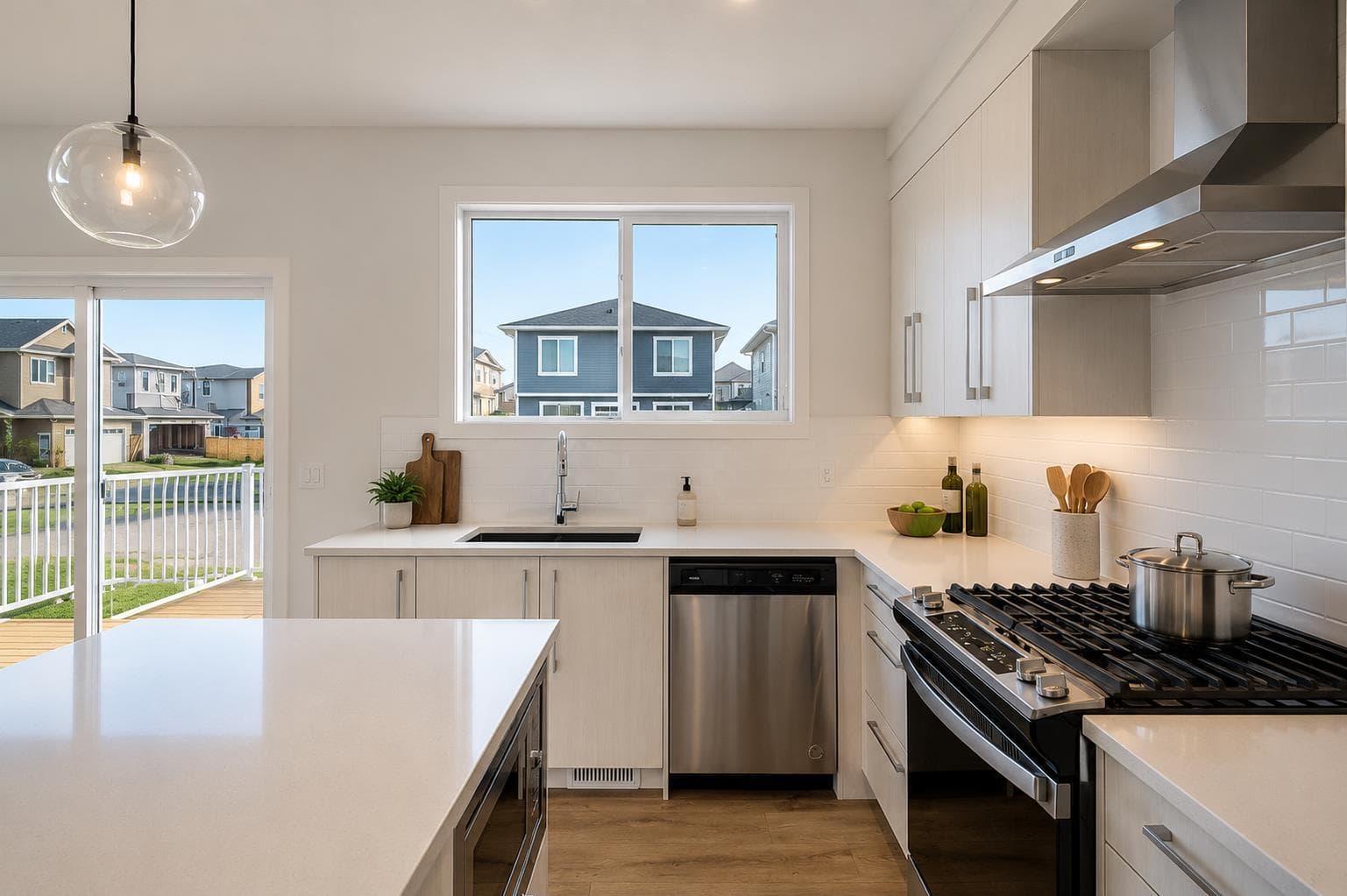 198 Dawson Harbour Hill 