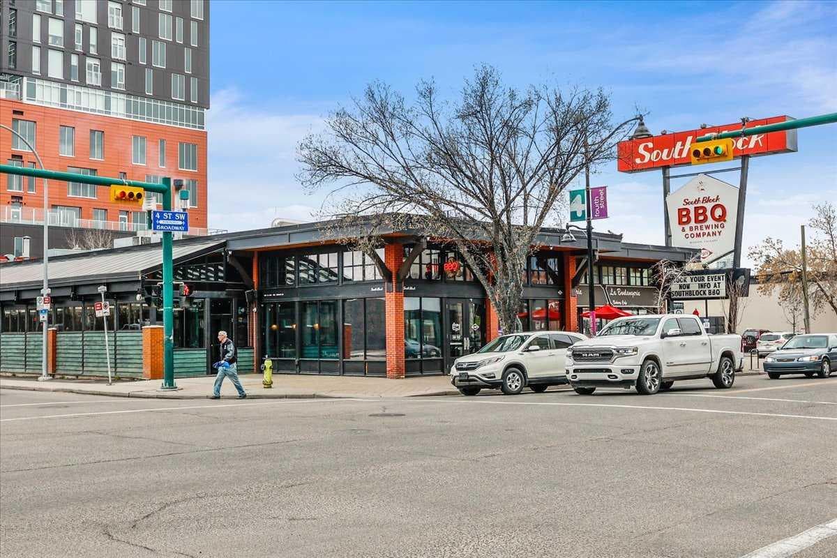 411, 120 18 Avenue SW