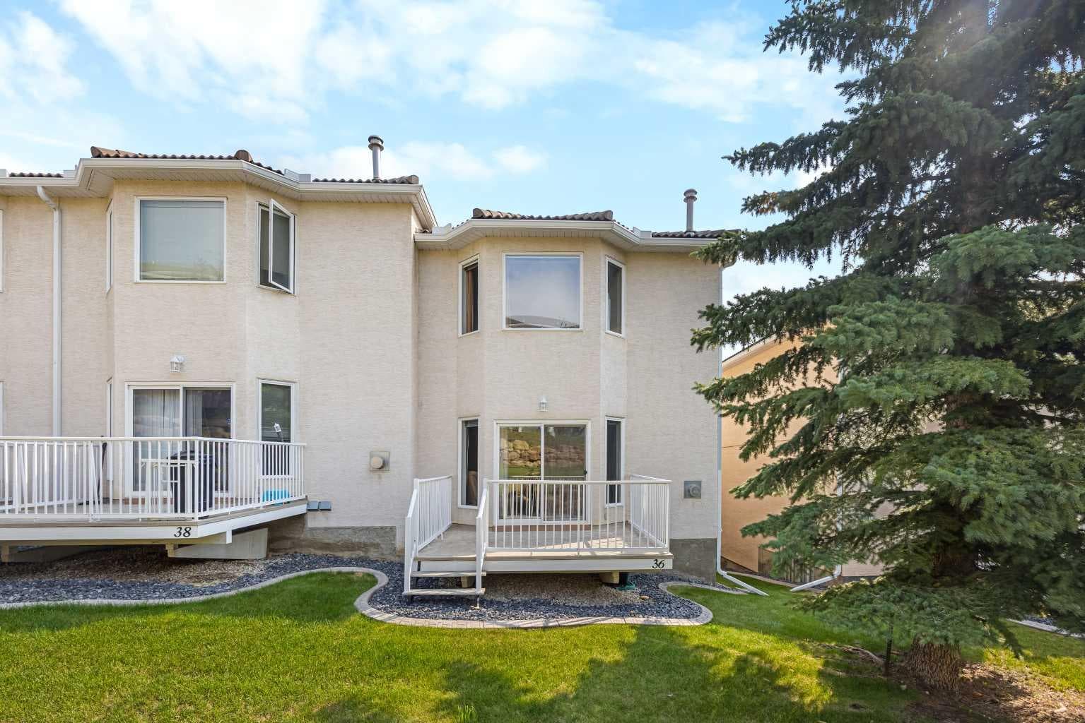 36 Hamptons Link NW