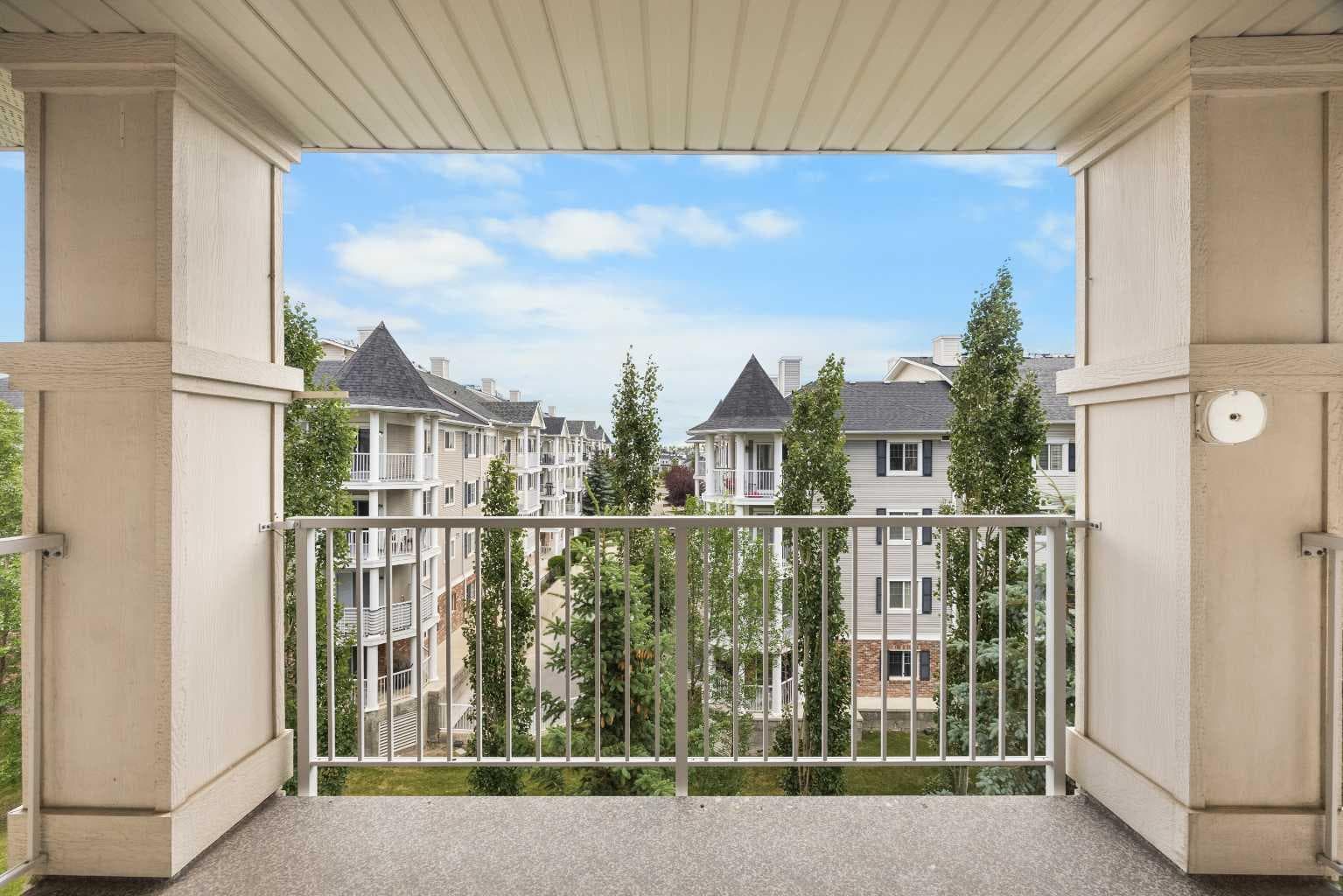 2458, 151 Country Village Road NE