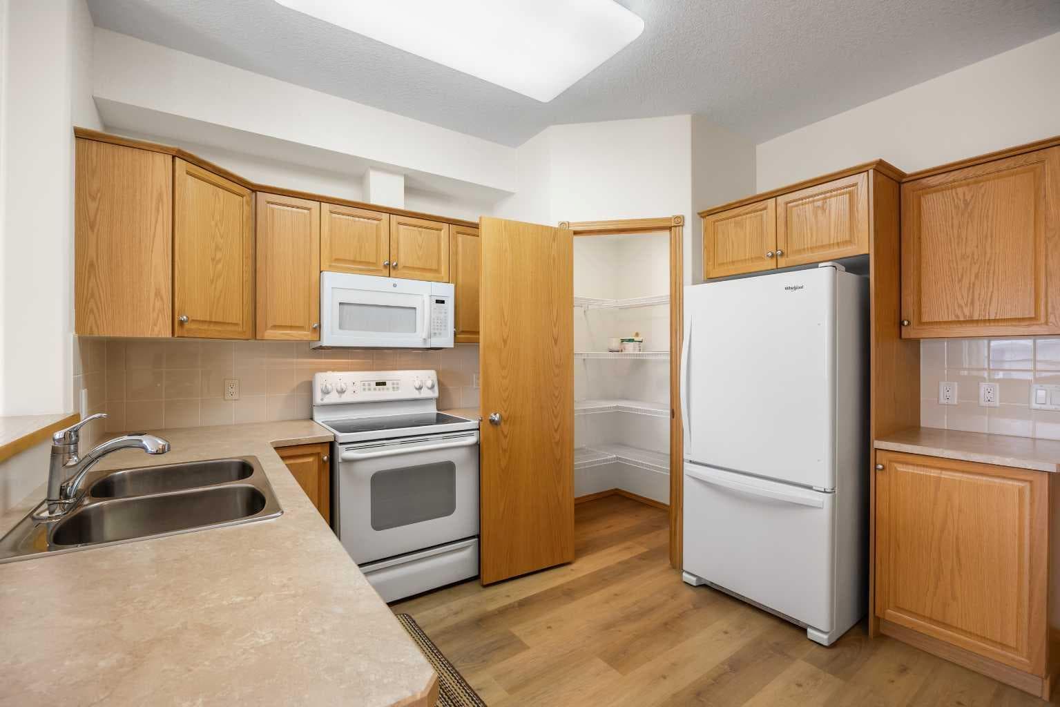 2458, 151 Country Village Road NE