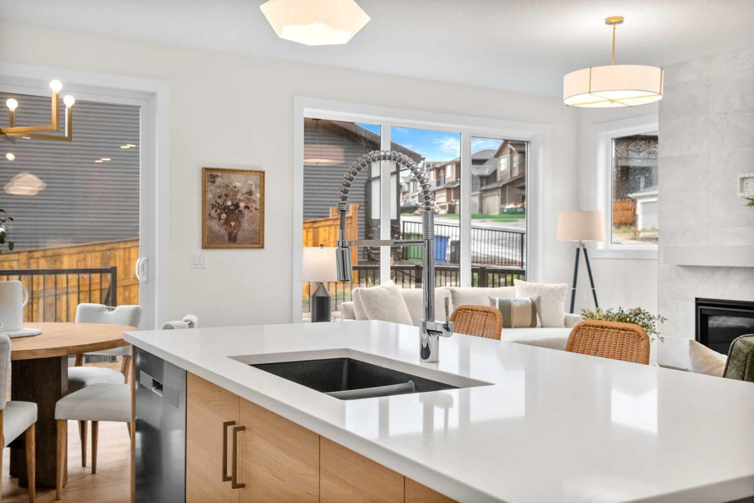 305 Precedence View 