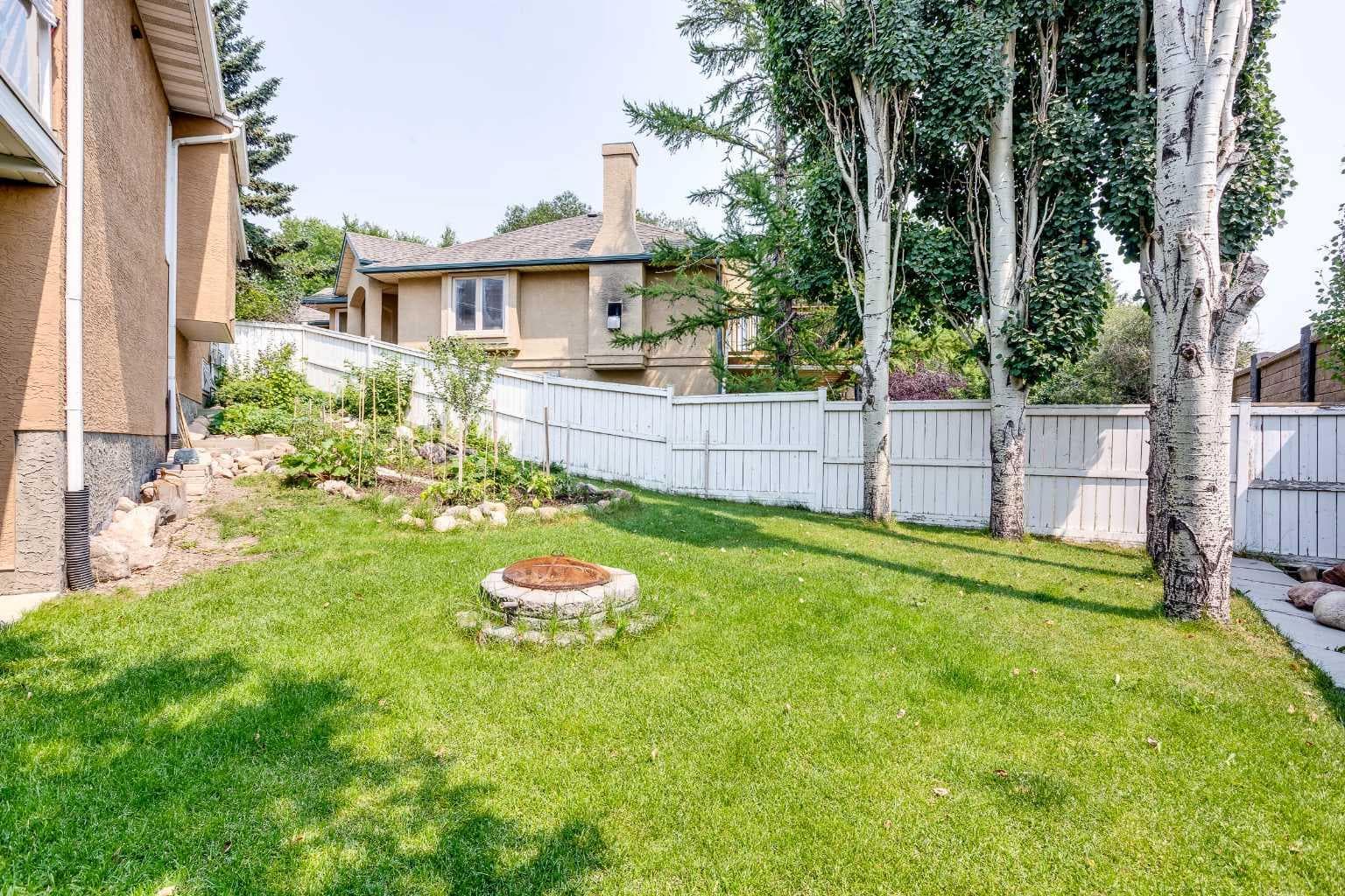 128 Waterstone Place SE