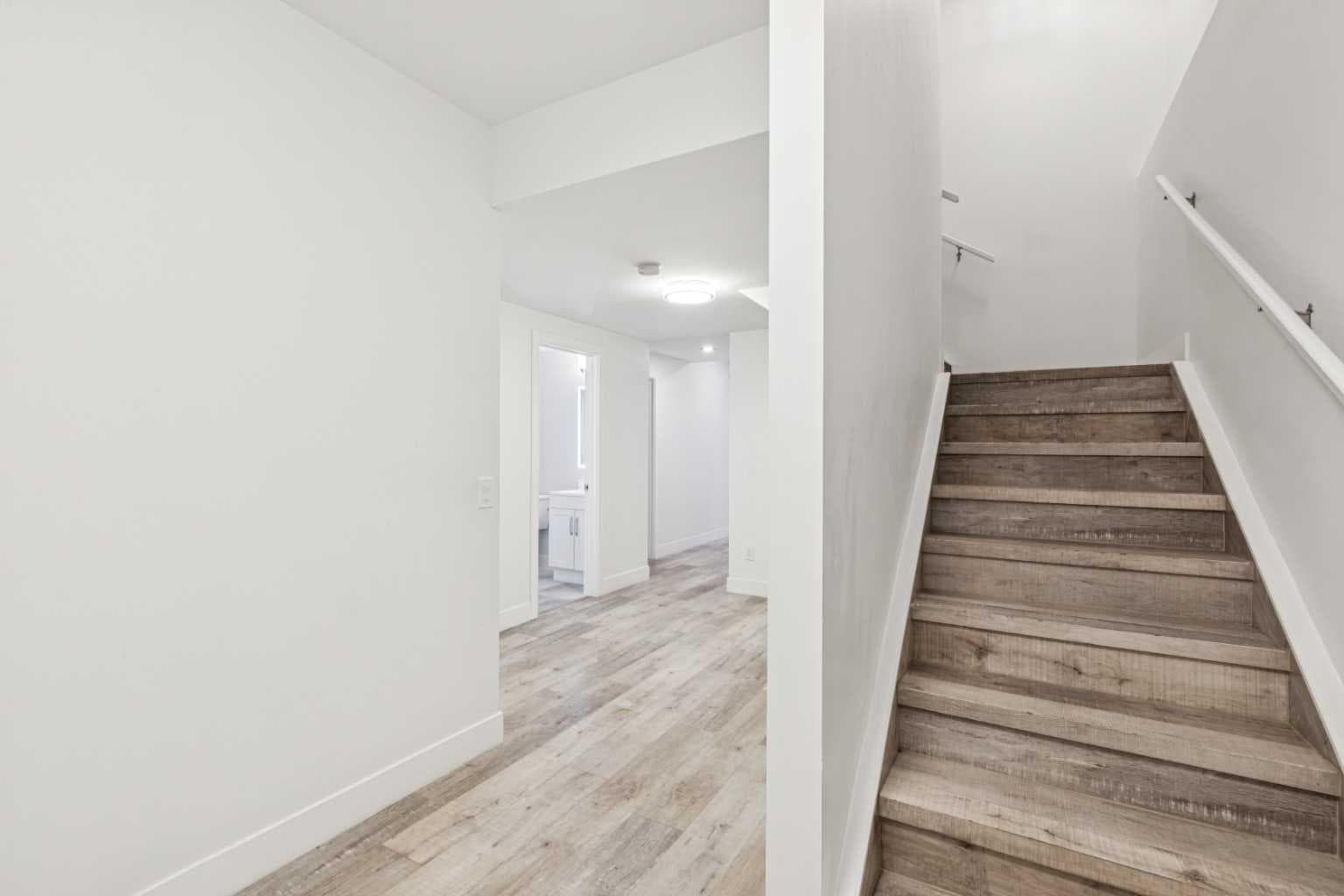 290 Mahogany Place SE