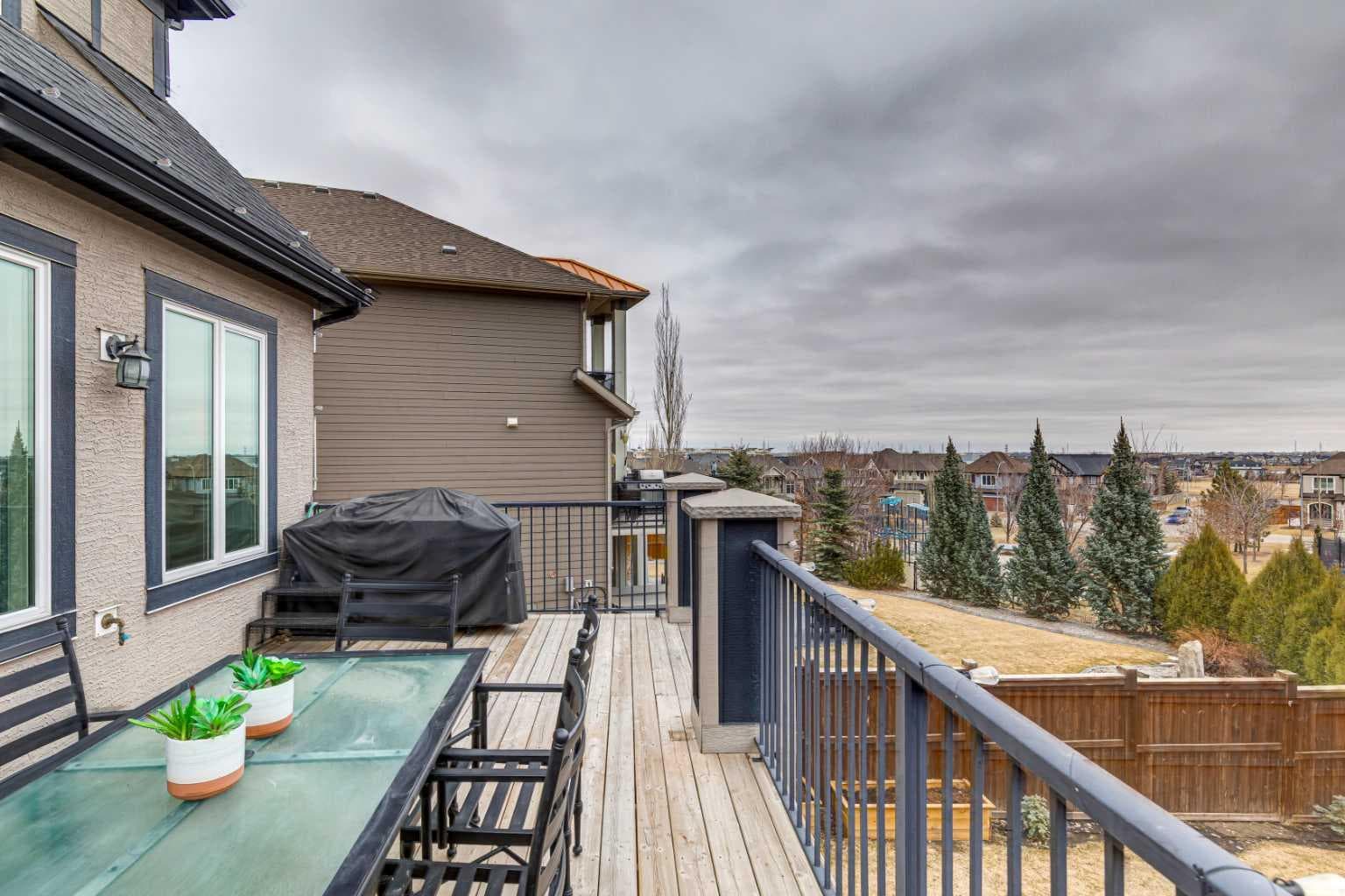 290 Mahogany Place SE