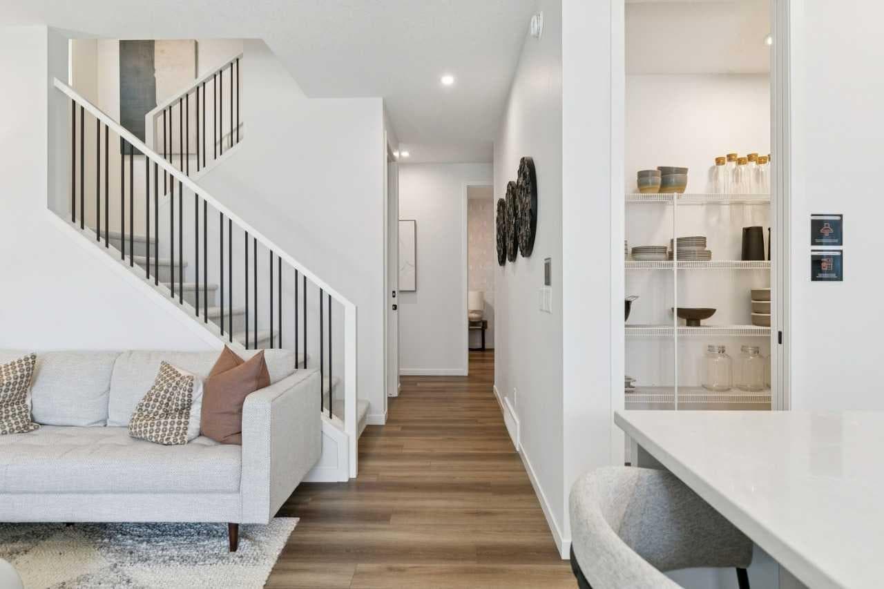 27 Belmont Place SW