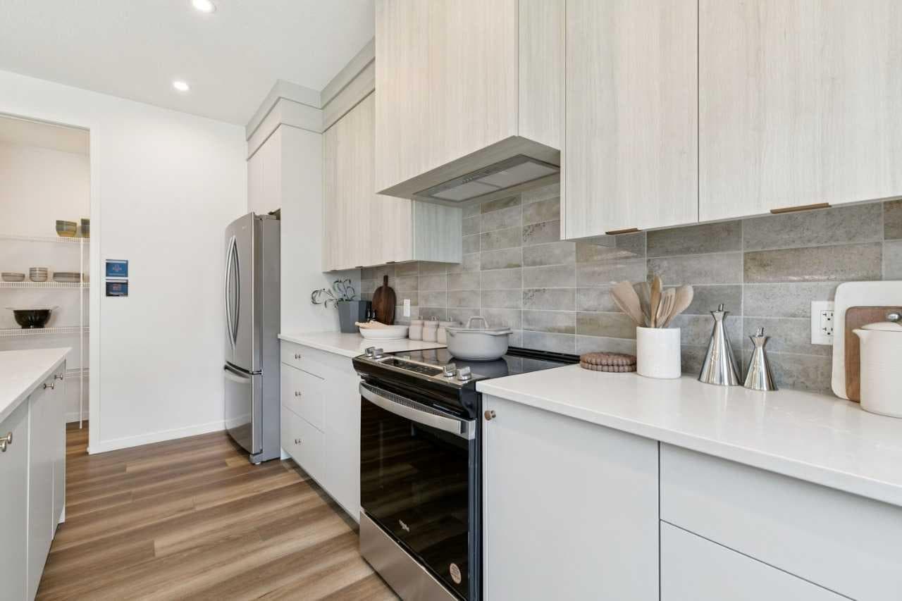 27 Belmont Place SW