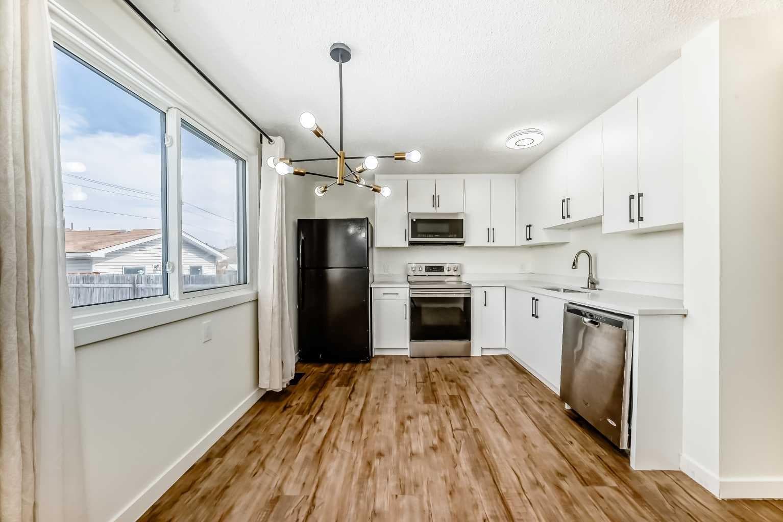 25 Erin Ridge Road SE
