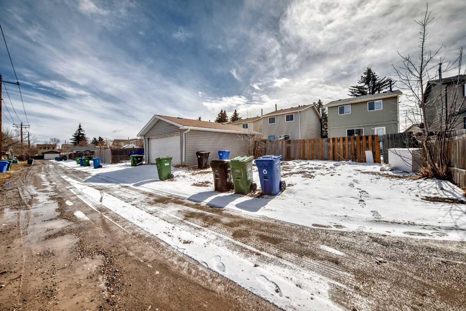 25 Erin Ridge Road SE