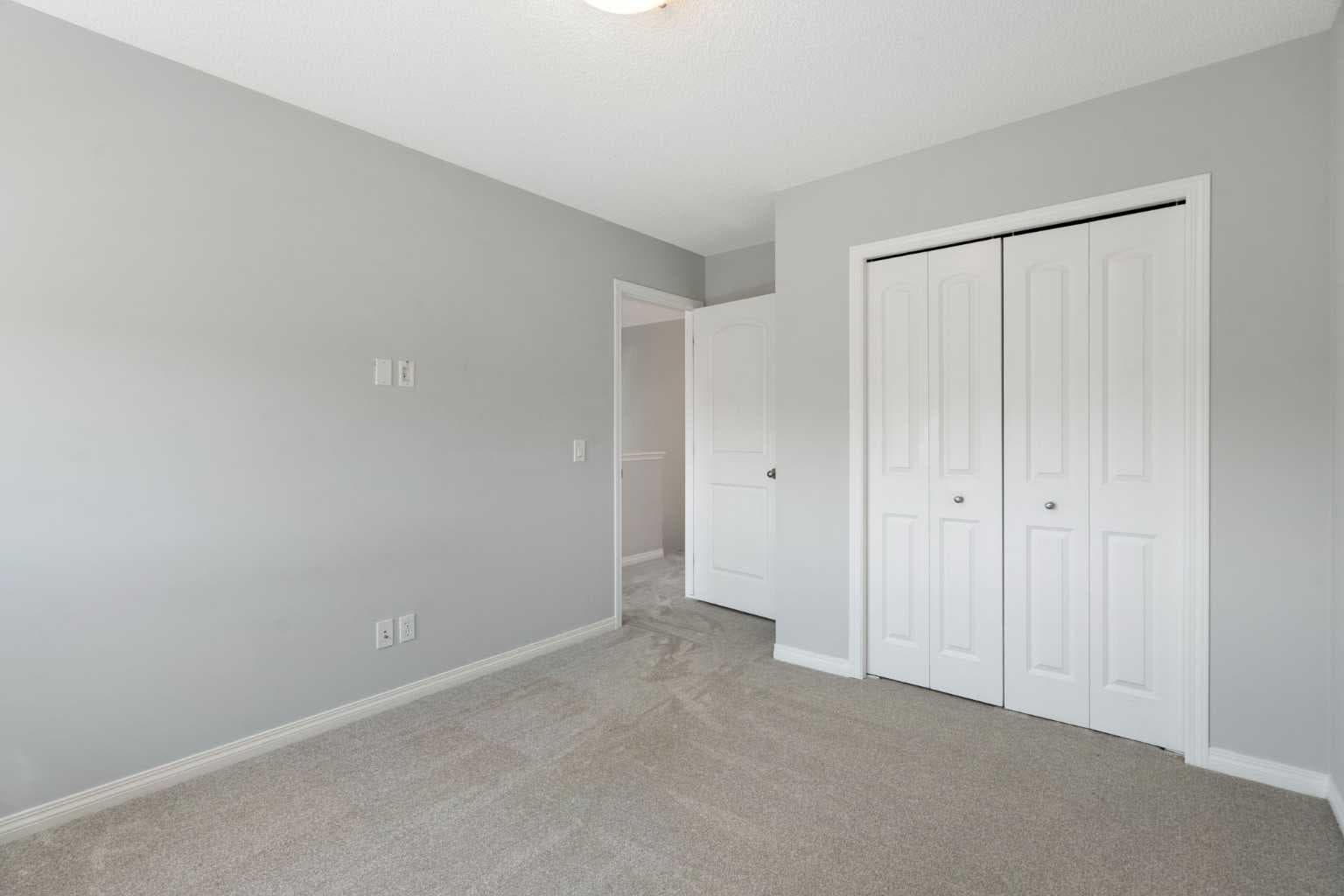 128 Silverado Way SW