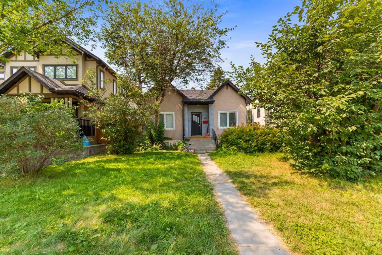 1407 28 Street SW