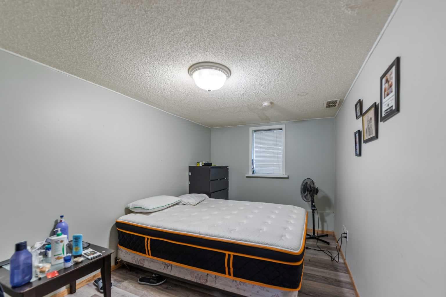 1407 28 Street SW