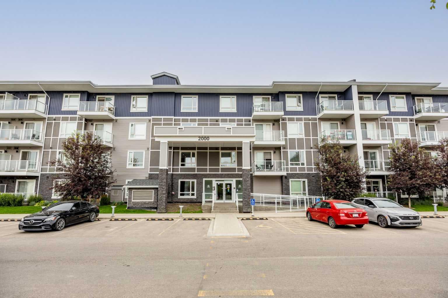 2403, 76 Cornerstone Passage NE